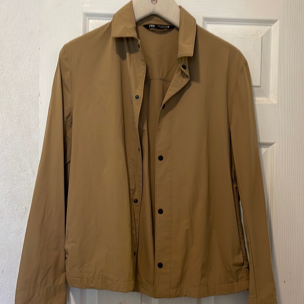 Zara Shirt . Size M. New. No tags